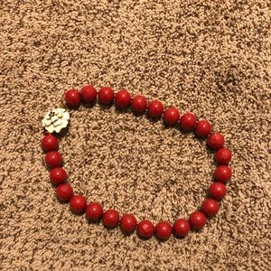 Red beaded short necklace
